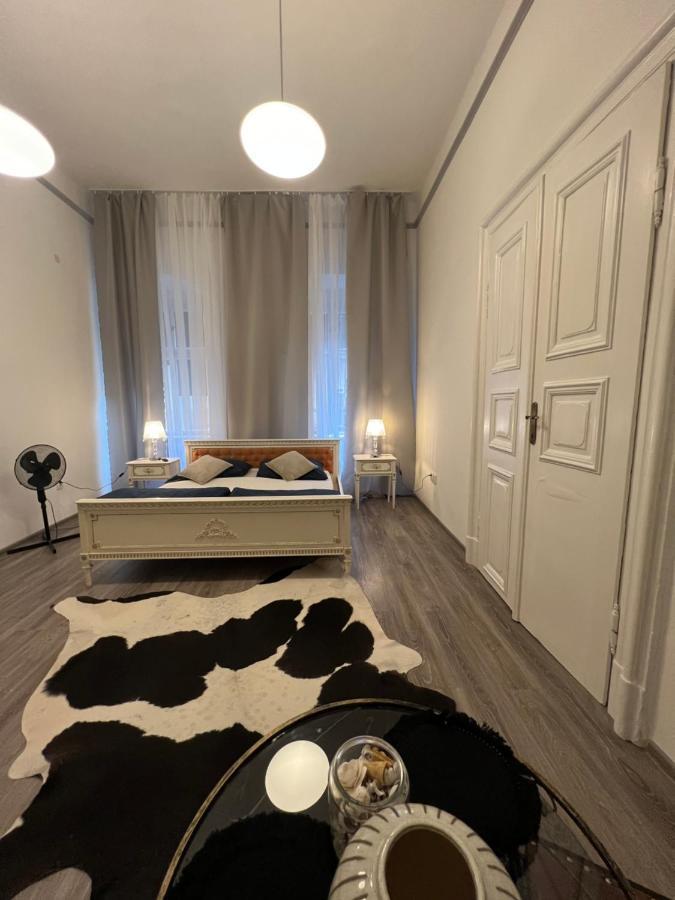 Csaky Palace Bratislava 3 Eksteriør billede