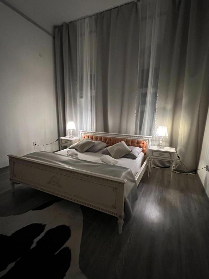 Csaky Palace Bratislava 3 Eksteriør billede