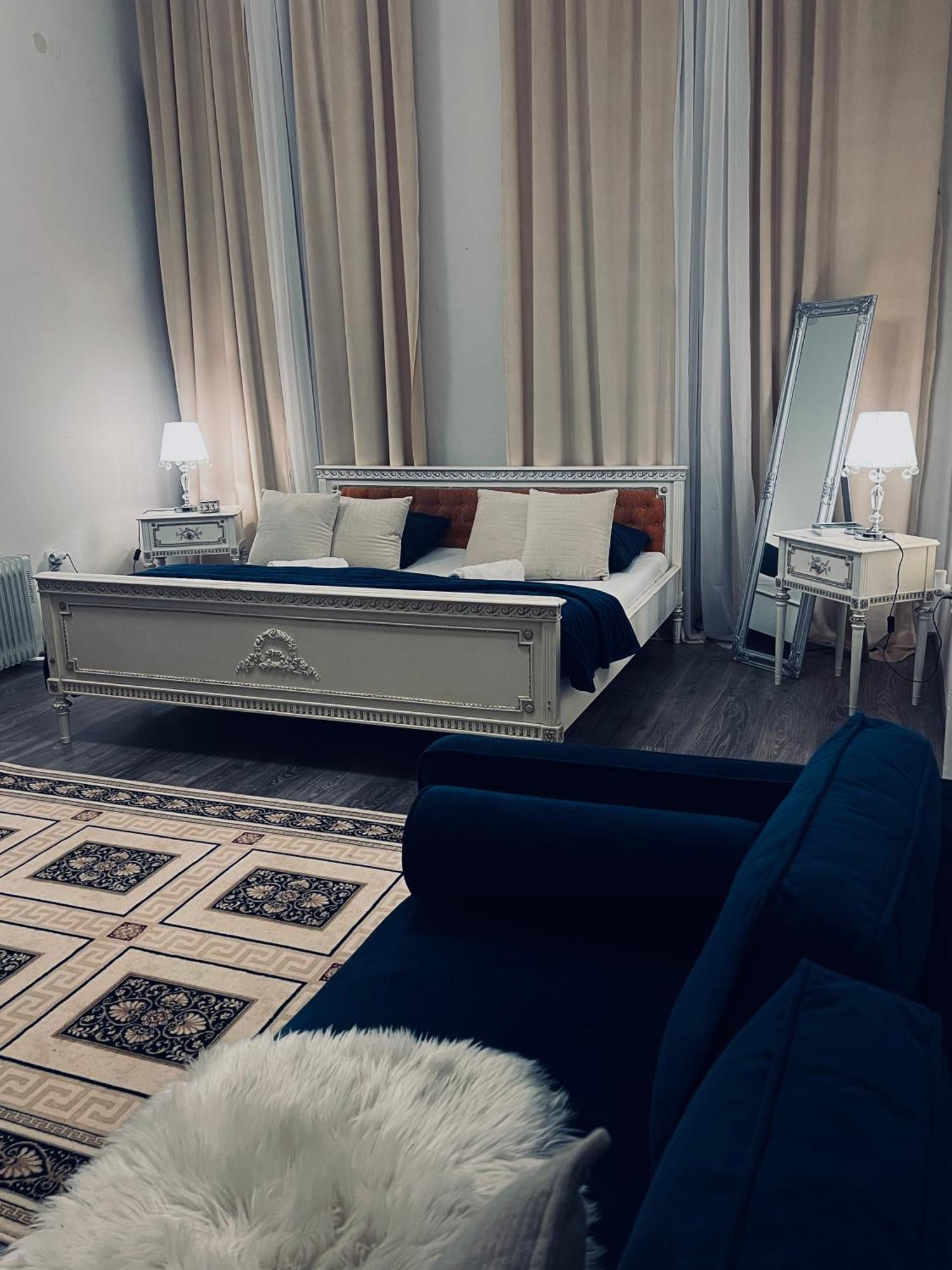 Csaky Palace Bratislava 3 Eksteriør billede